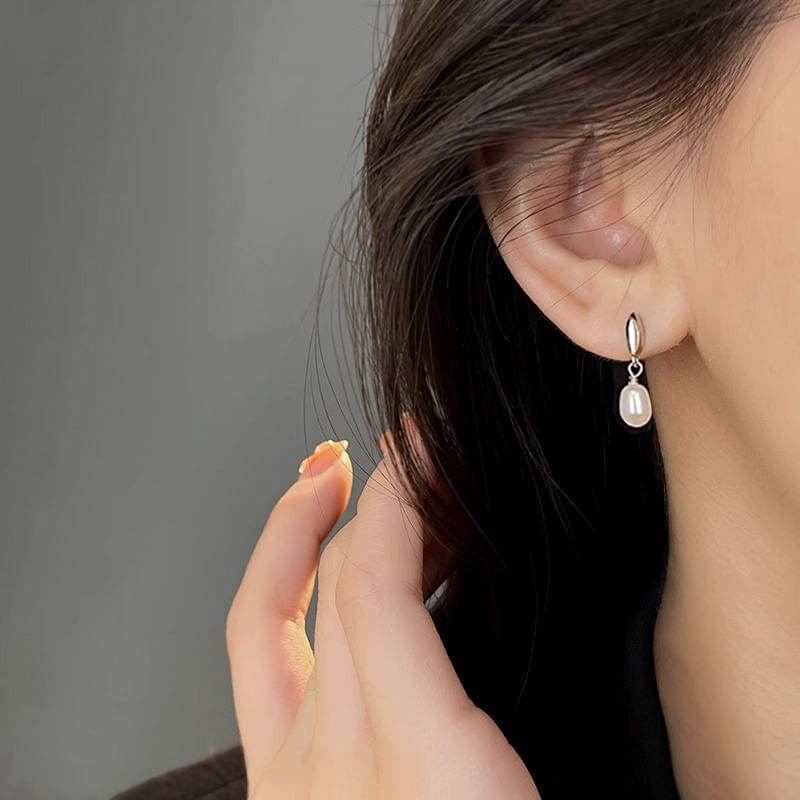 Drop Earring Faux Pearl