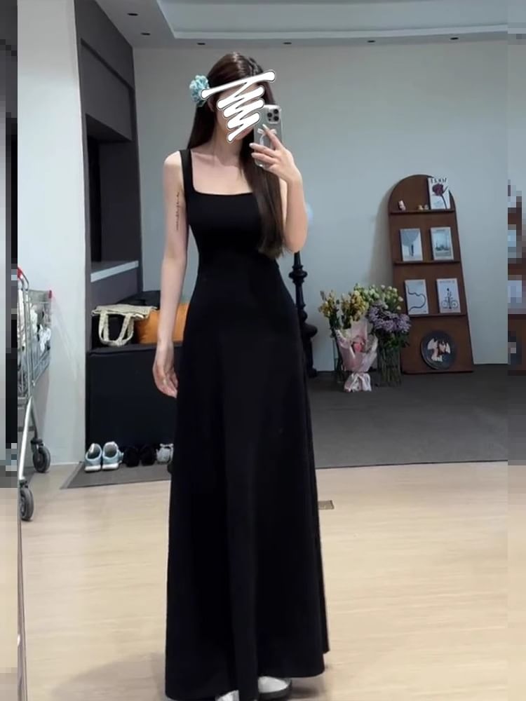 Sleeveless Square Neck Plain Maxi A-Line Dress