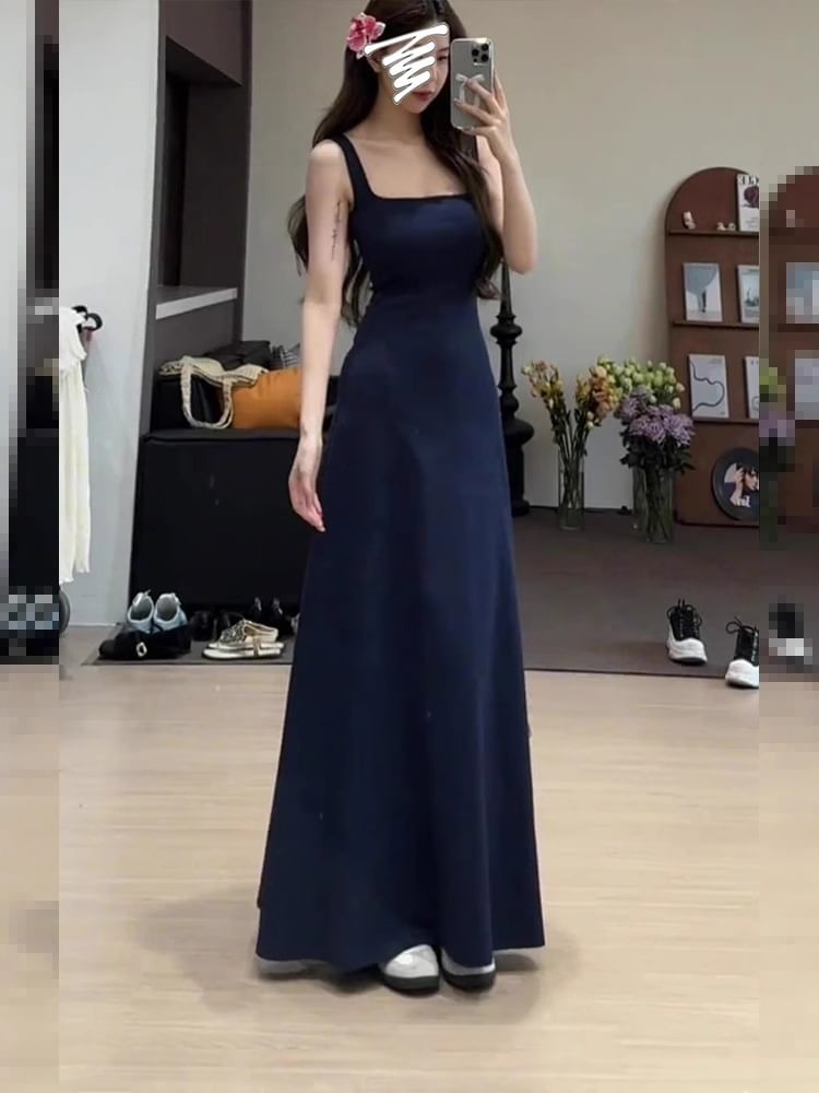 Sleeveless Square Neck Plain Maxi A-Line Dress
