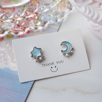 Alloy Star Asymmetrical Stud Moon Earring