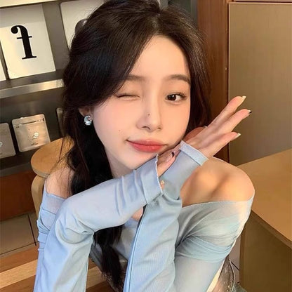 Alloy Star Asymmetrical Stud Moon Earring