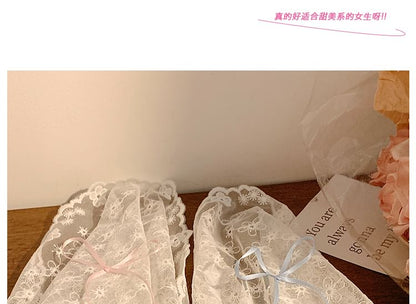 Lace Headkerchief Bow