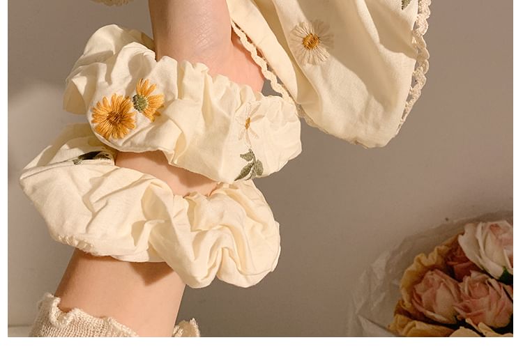 / Floral Designs) (Various Scrunchie Embroidered Bandana