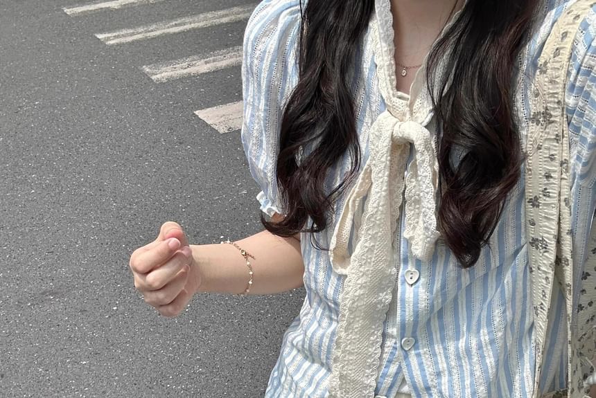 Short-Sleeve Striped Shirt / High Rise Lace Mini A-Line Skirt