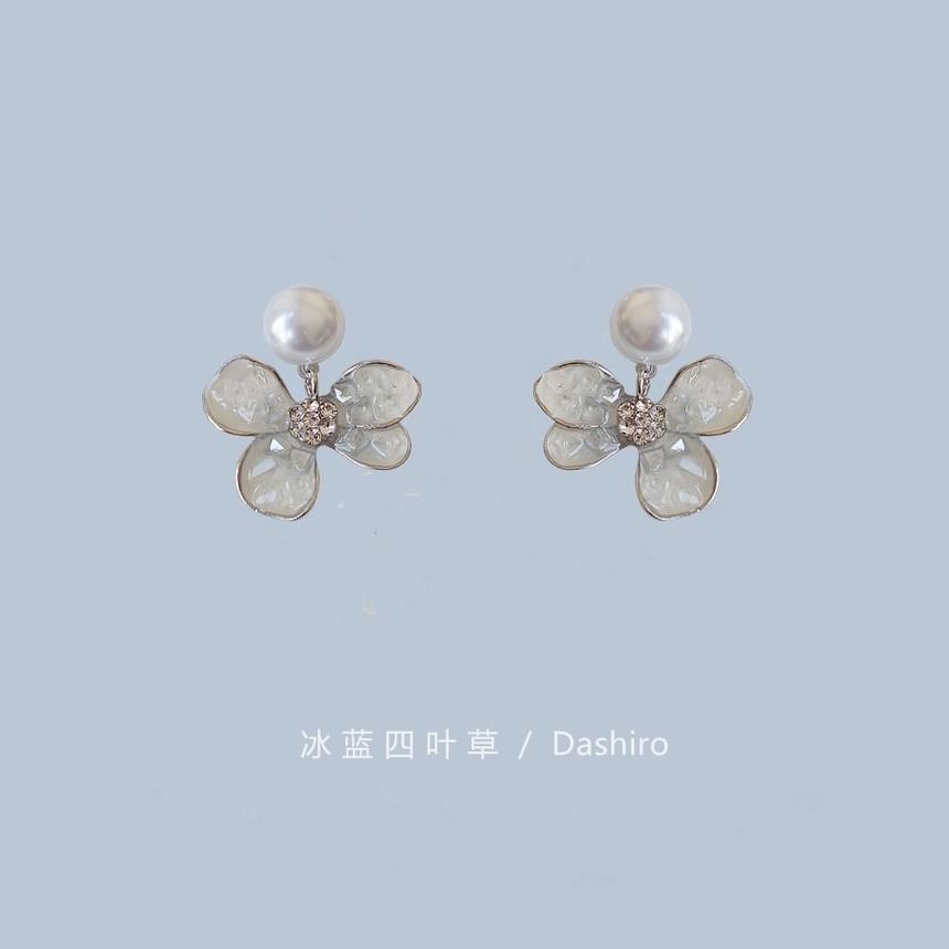 Pearl Crystal Drop / Faux Butterfly Alloy Earring Floral