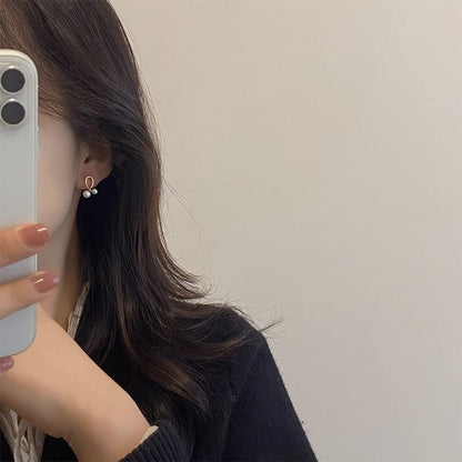 Faux Stud Earring Pearl