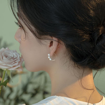 Pearl Drop Faux Earring