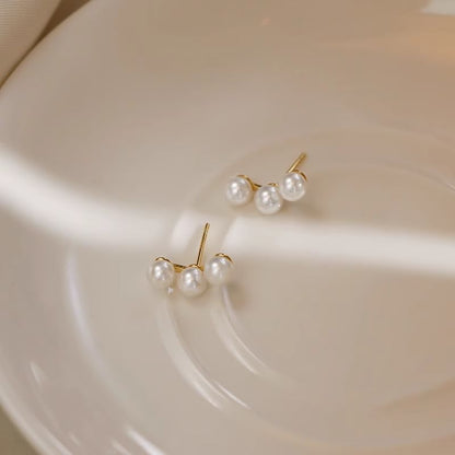 Pearl Faux Stud Earring