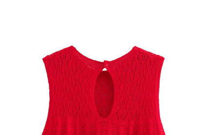 Sleeveless Knit Top with High-Waist Mermaid Skirt