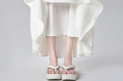 Plain Mid-Rise A-Line Midi Skirt