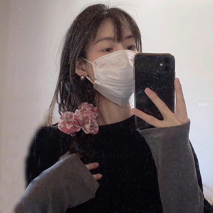 Huggie Metallic Earring