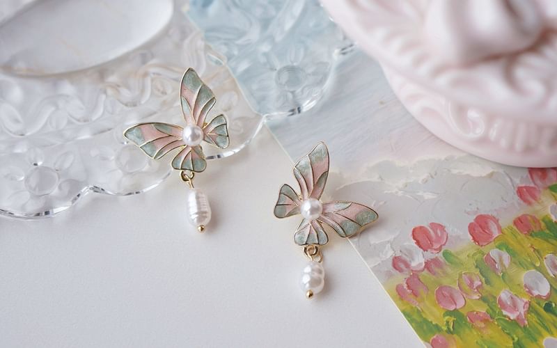 Butterfly On Pearl Faux Earring Clip Enamel / Drop