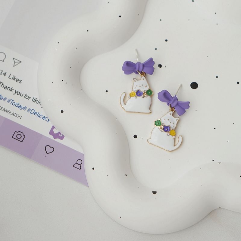 Bow Cat Drop Earring / On Clip