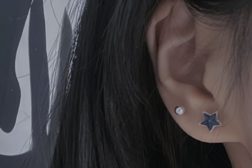 Star Stud Earring