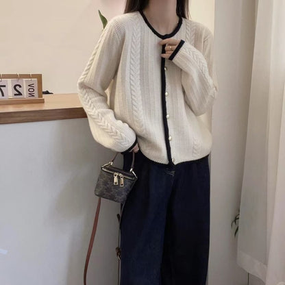Round Neck Contrast Trim Cable Knit Cardigan