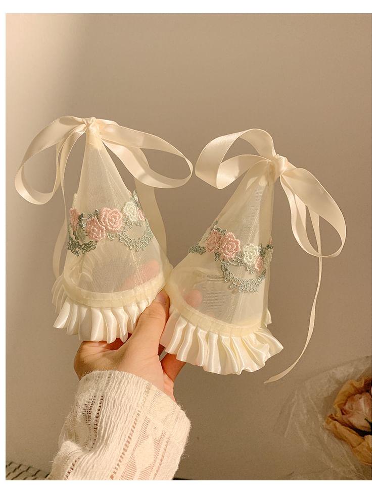 Ruffle Hat Party Embroidered