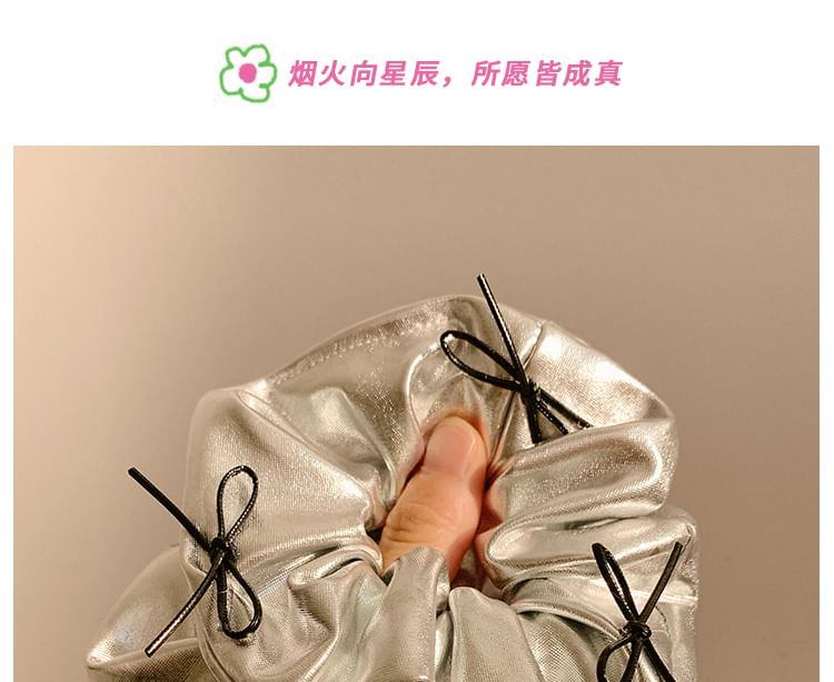 Scrunchie Ruffle Trim