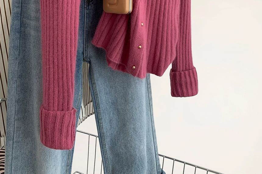 Scoop Neck Ribbed Button-Up Crop Cardigan