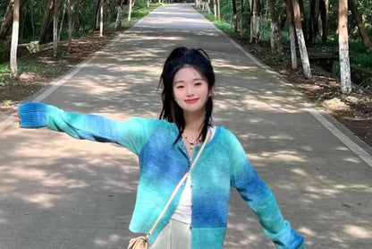 Gradient Round Neck Cardigan