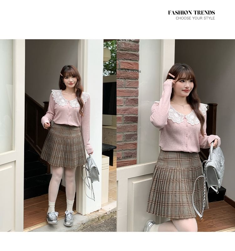 Two Tone Button-Up Cardigan with Lace Collar
