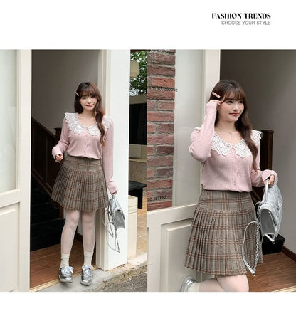 Two Tone Button-Up Cardigan with Lace Collar