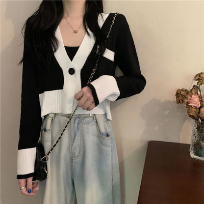 V-Neck Contrast Trim Button-Up Cardigan