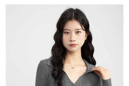 Collared V-Neck Ribbed Cardigan