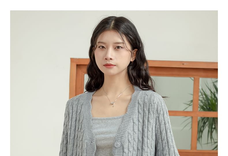 Cable Knit V-Neck Cardigan