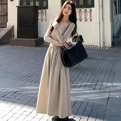 Scoop Neck Long-Sleeve Plain A-Line Maxi Dress