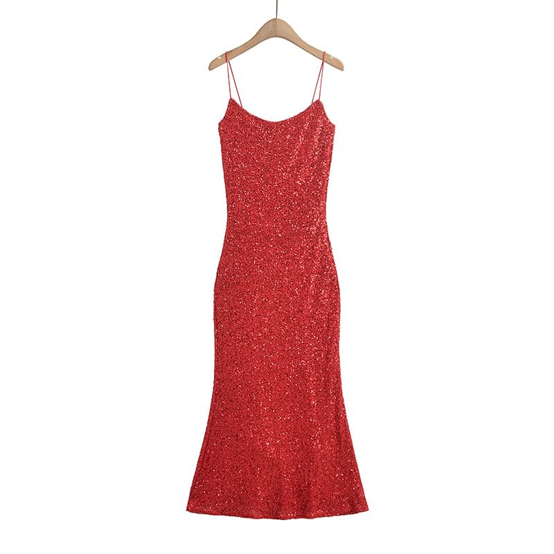 Spaghetti Strap Scoop Neck Glitter Slim-Fit Bodycon Maxi Dress