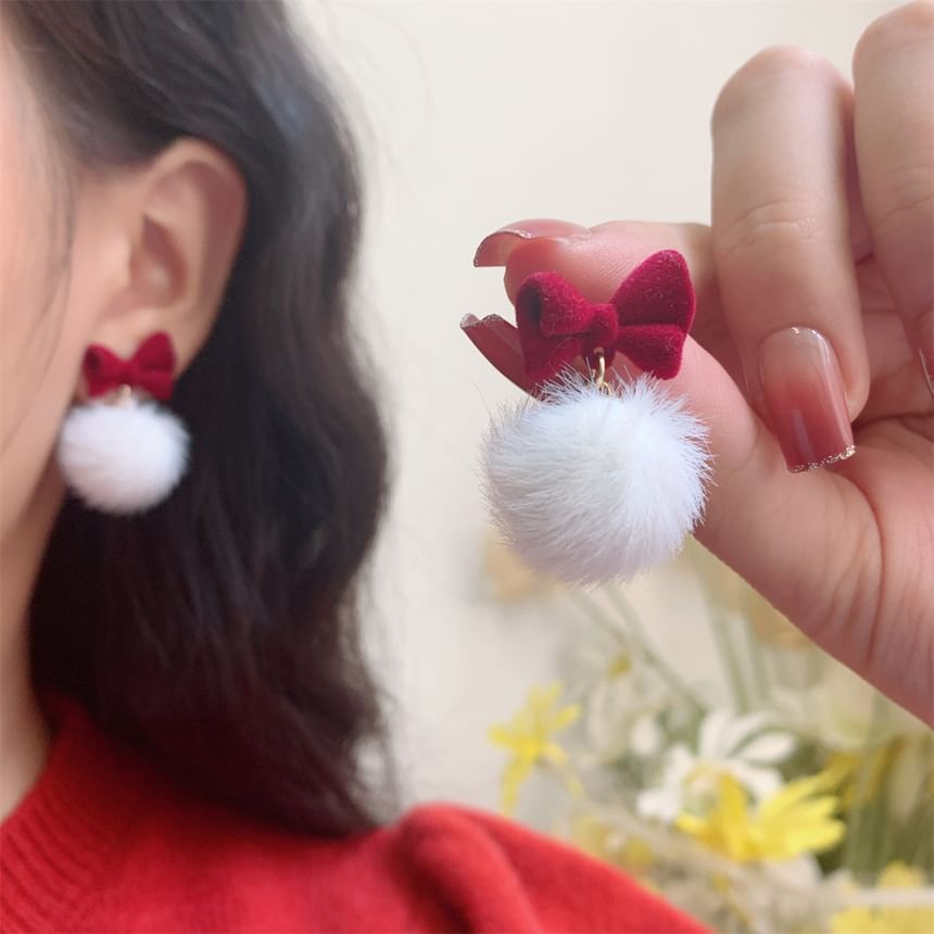 Bow Earring Pom Drop