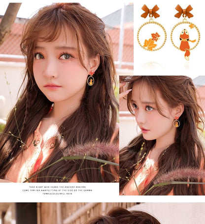 / Clip Earring On Fox Hoop