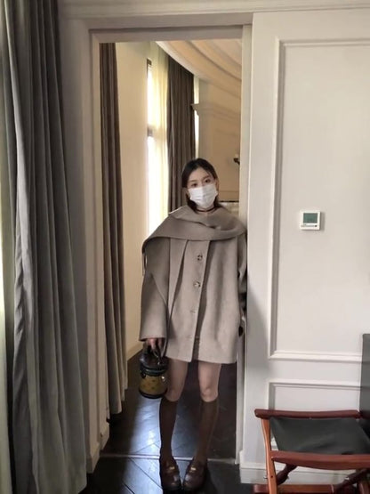 Round Neck Plain Single Breasted Coat