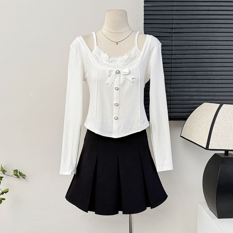 Mock Two-Piece Lace Insert Cropped Tee