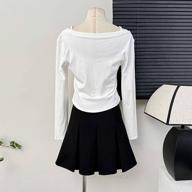 Mock Two-Piece Lace Insert Cropped Tee