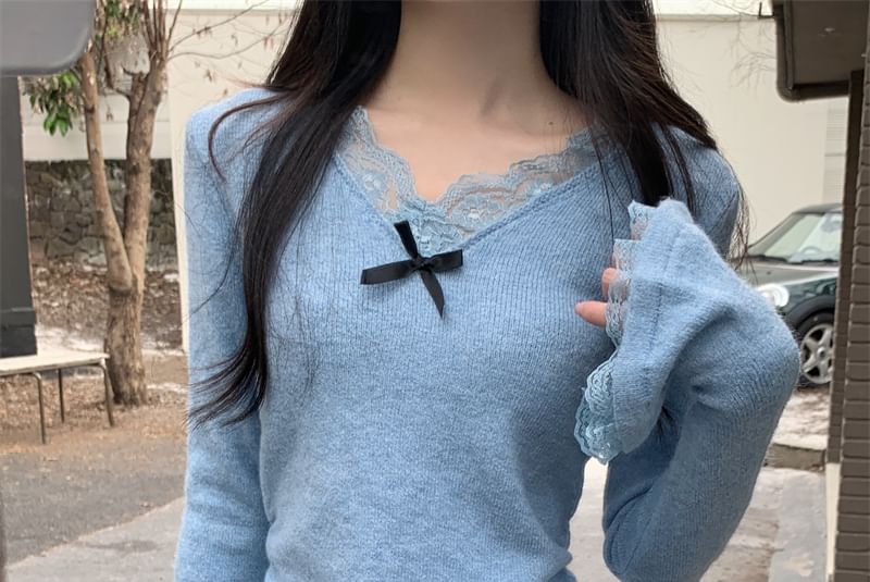 Bow-Trimmed Lace V-Neck Long Sleeve Knit Top