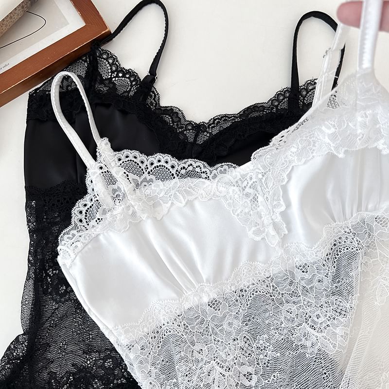 Flowy Spaghetti Strap Lace Top