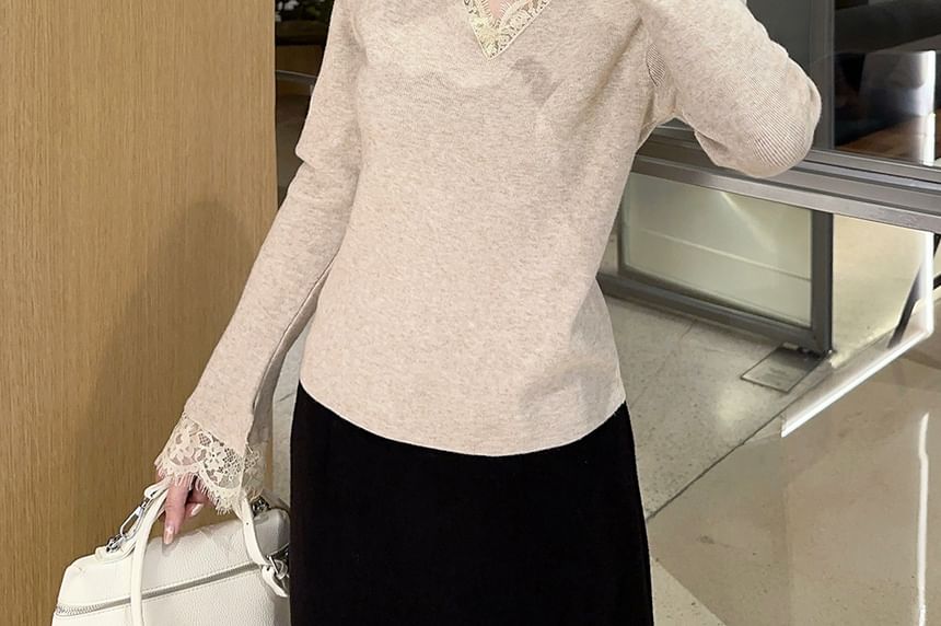 V-Neck Lace Panel Knit Long-Sleeve Top