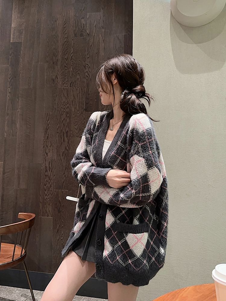 V-Neck Argyle Oversized Cardigan