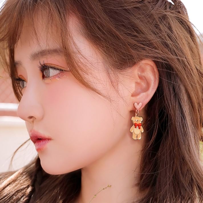 Bear Drop Heart Earring