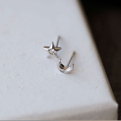 Rhinestone Star Silver Asymmetrical Earring S999 Stud Moon