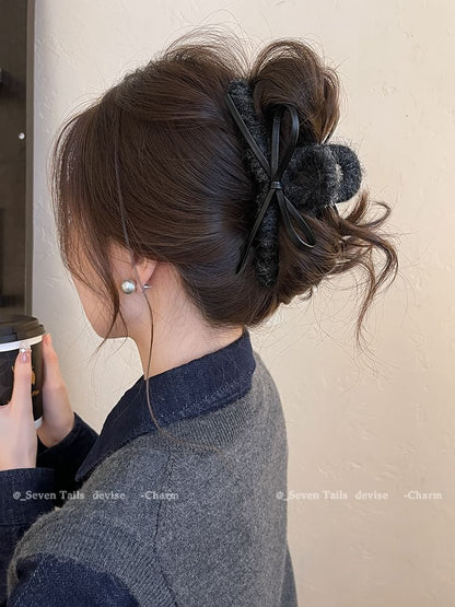 Bow Leather Claw Faux Hair