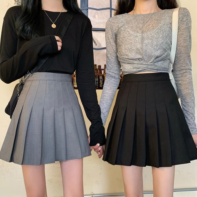 Plain Pleated Mini Skirt with High Rise