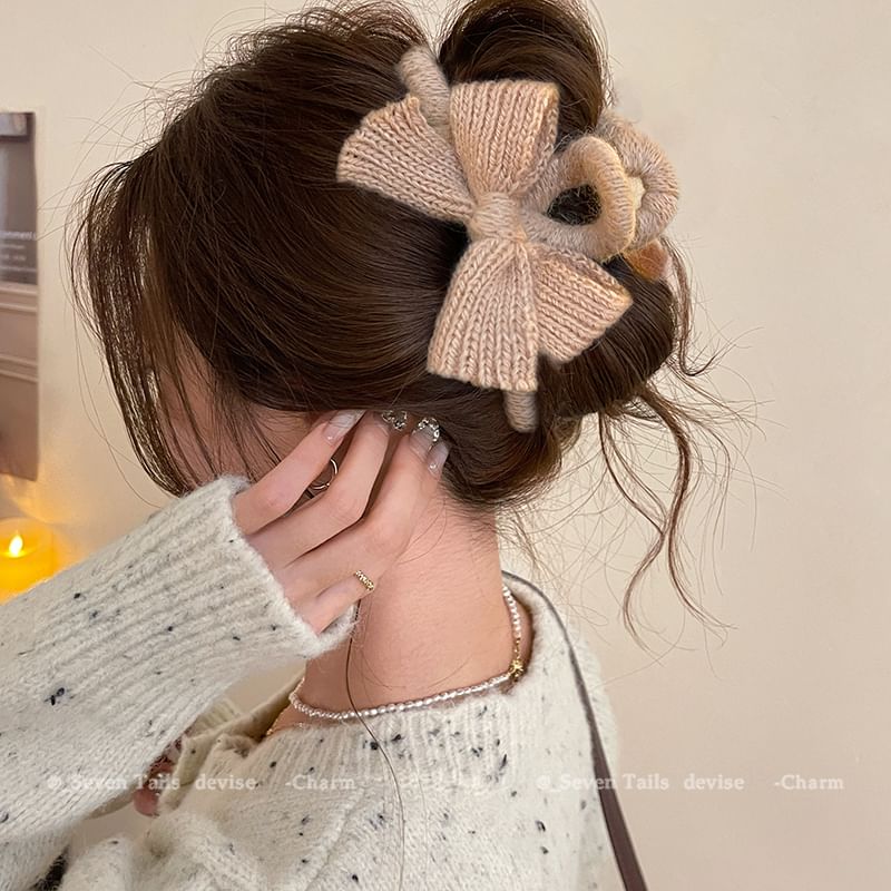 Acrylic Bow Hair Knit Clip Claw