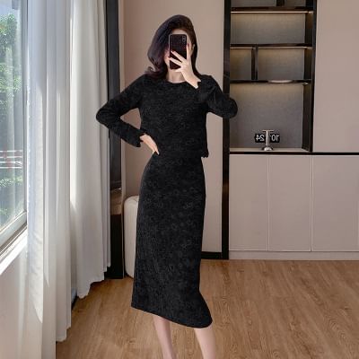 Lace Long-Sleeve Top with Maxi Mermaid Skirt Set