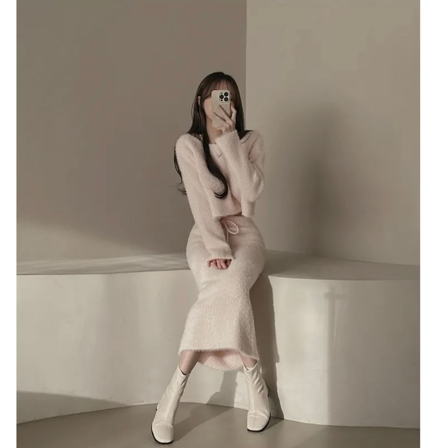 Boat Neck Crop Sweater and Knit Midi Pencil Skirt Set