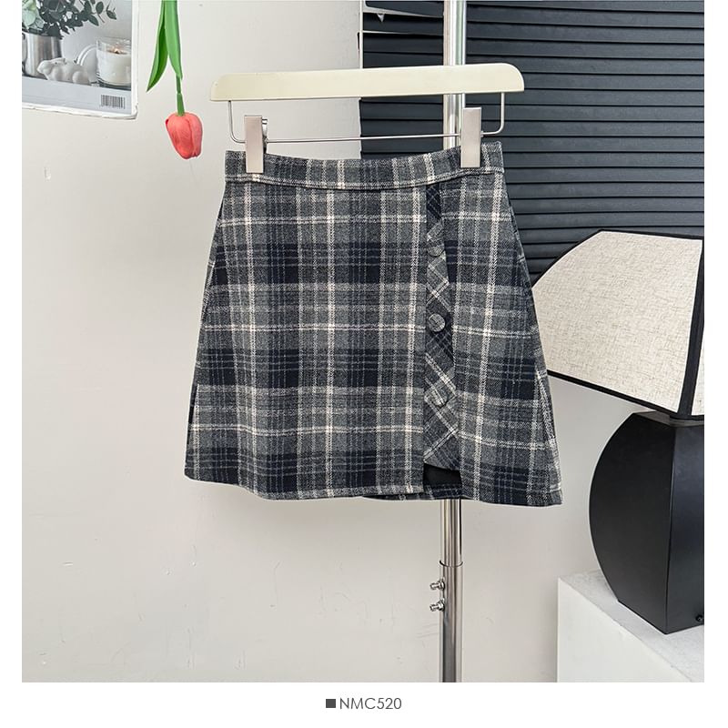 High-Waist Plaid Mini Skirt