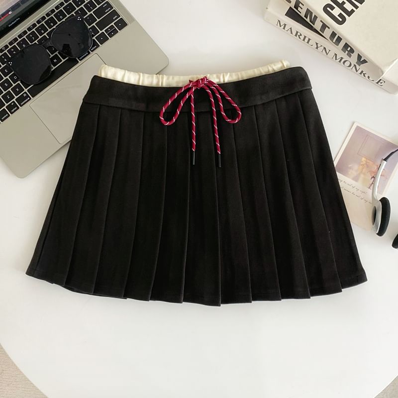 Drawstring Waist Two-Tone Pleated Mini A-Line Skirt