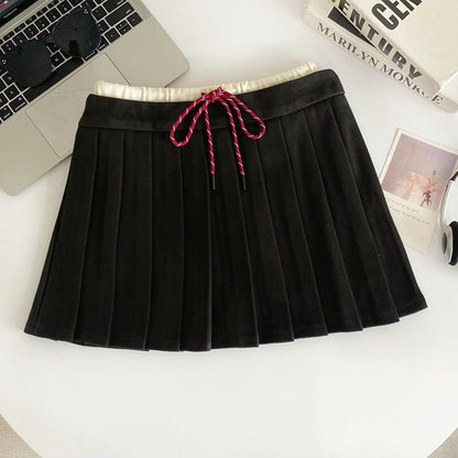 Drawstring Waist Two-Tone Pleated Mini A-Line Skirt