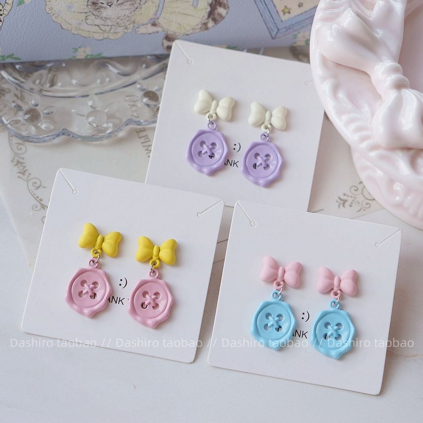 Drop / Button Earring Clip-On Bow